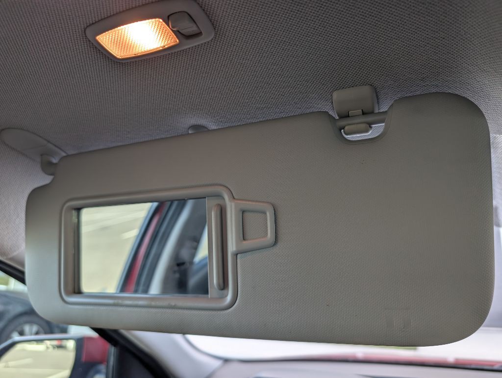 2022 Hyundai Elantra Image 39