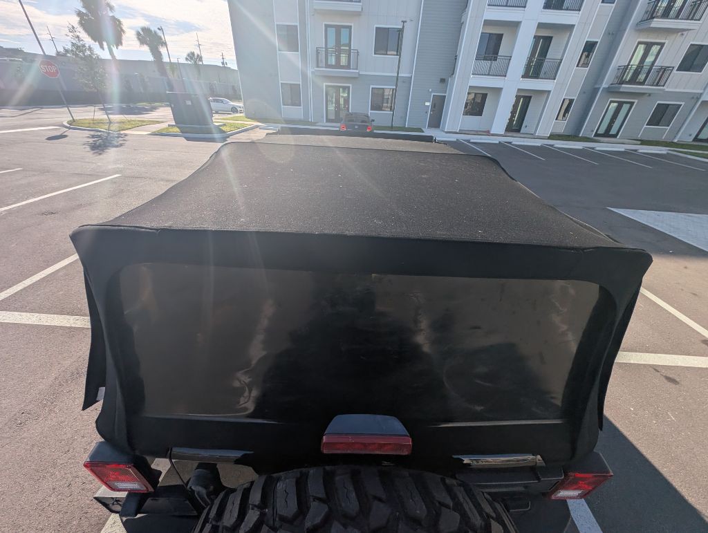 2017 Jeep Wrangler Image 9