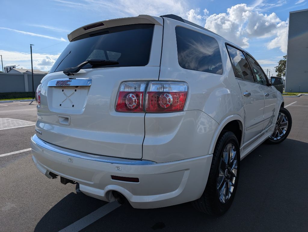 2012 GMC Acadia Image 7