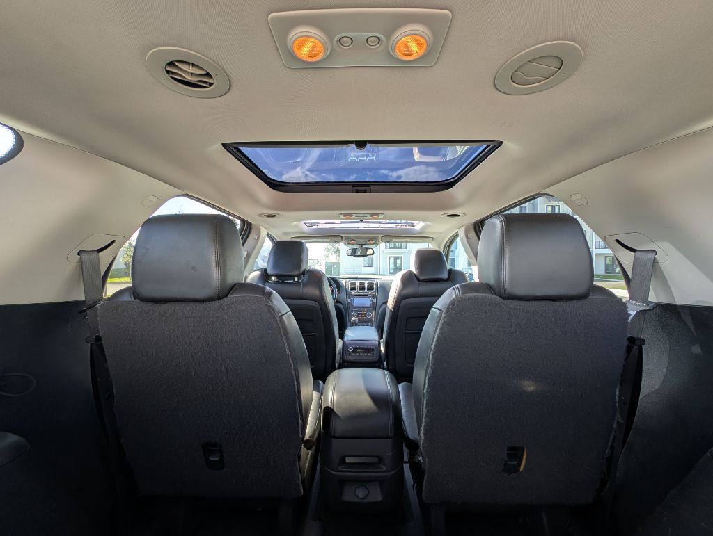 2012 GMC Acadia Image 15