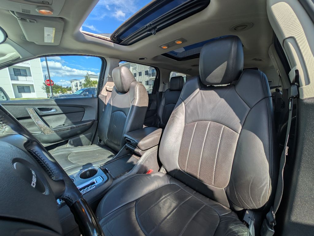 2012 GMC Acadia Image 18