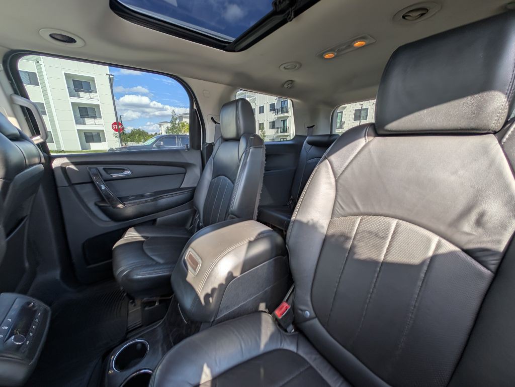 2012 GMC Acadia Image 21