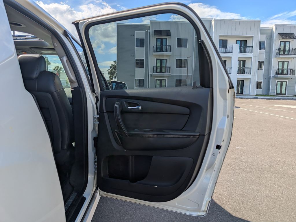 2012 GMC Acadia Image 23