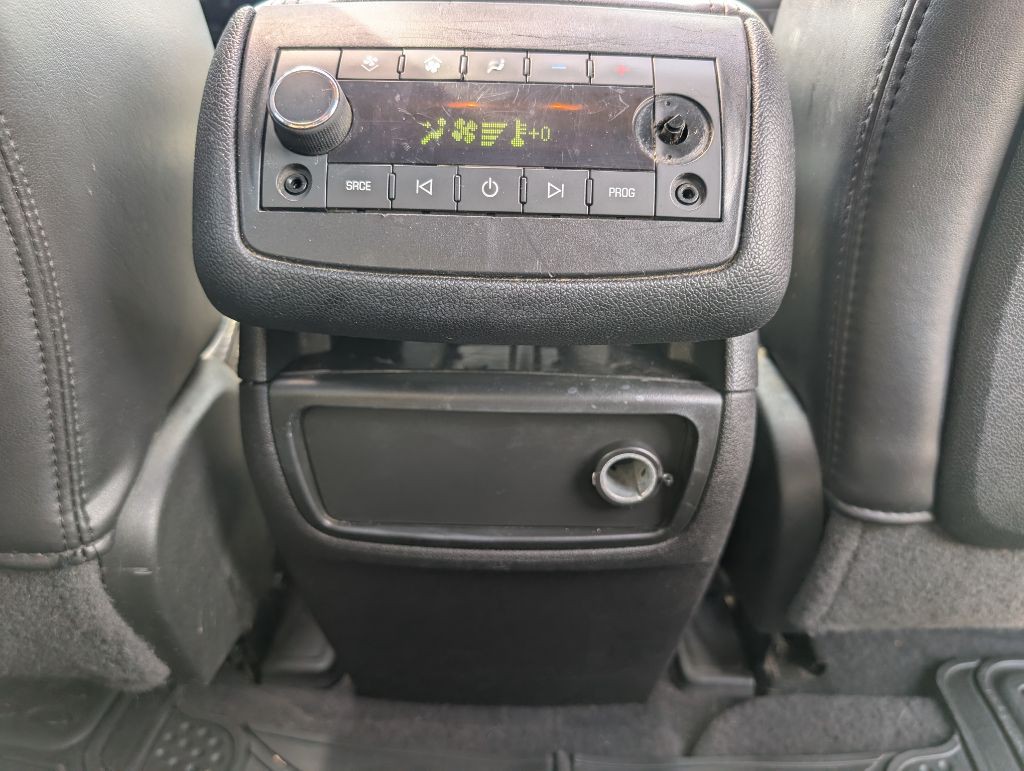 2012 GMC Acadia Image 32