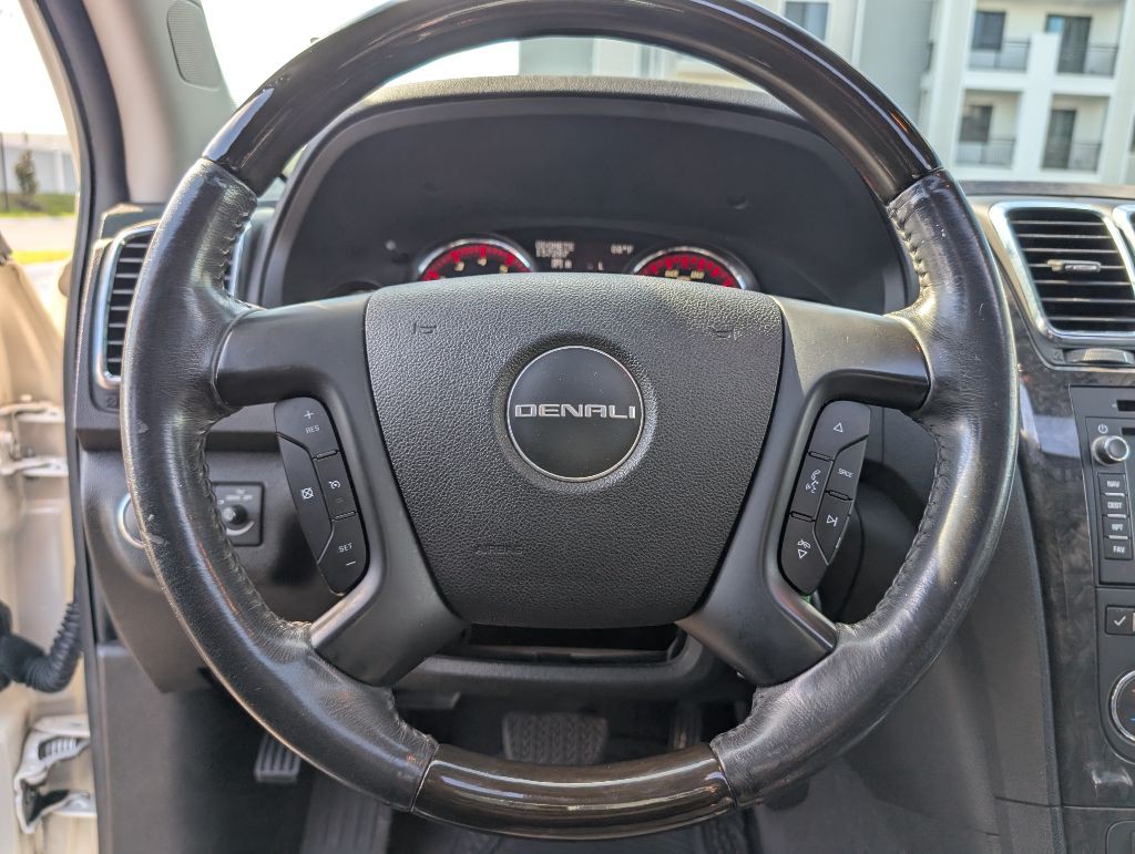 2012 GMC Acadia Image 41
