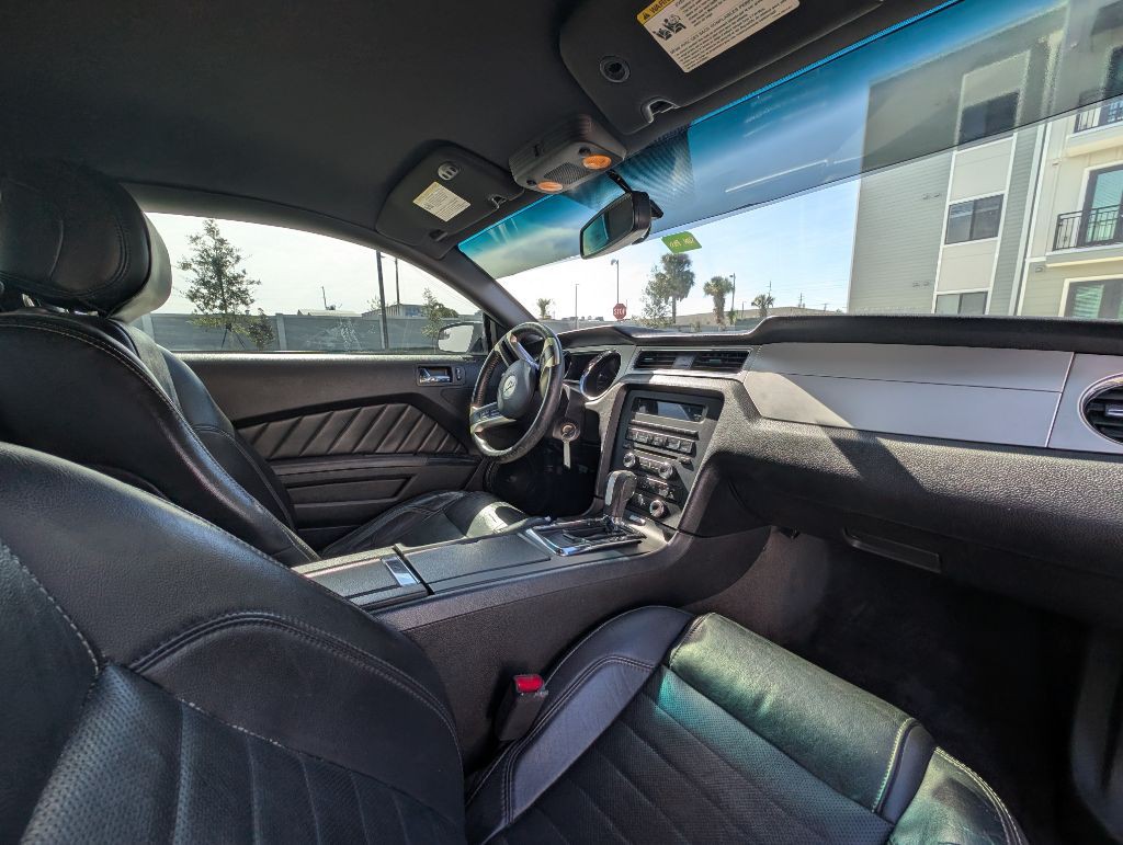 2014 Ford Mustang Image 18