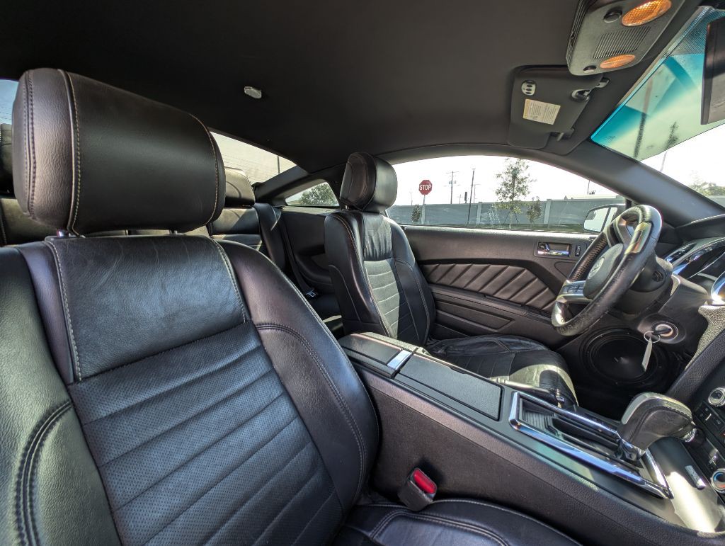 2014 Ford Mustang Image 19