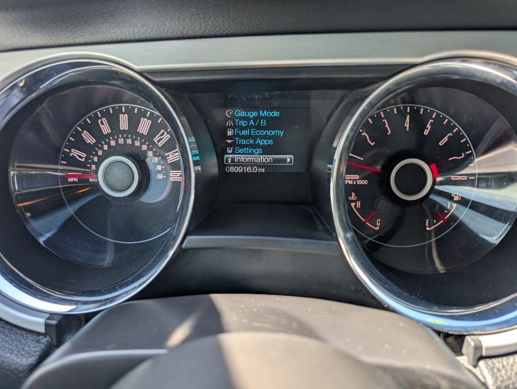 2014 Ford Mustang Image 28