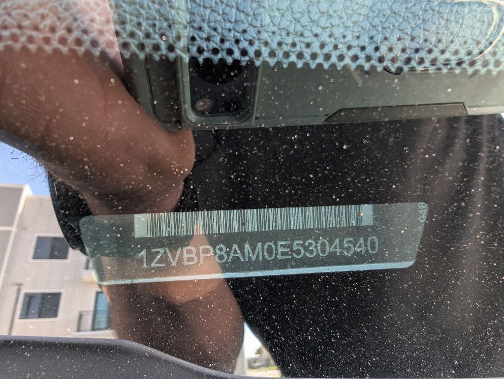 2014 Ford Mustang Image 34