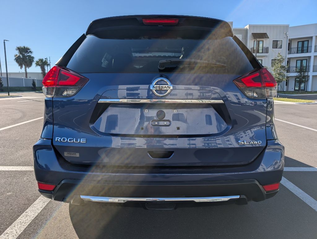 2017 Nissan Rogue Image 7