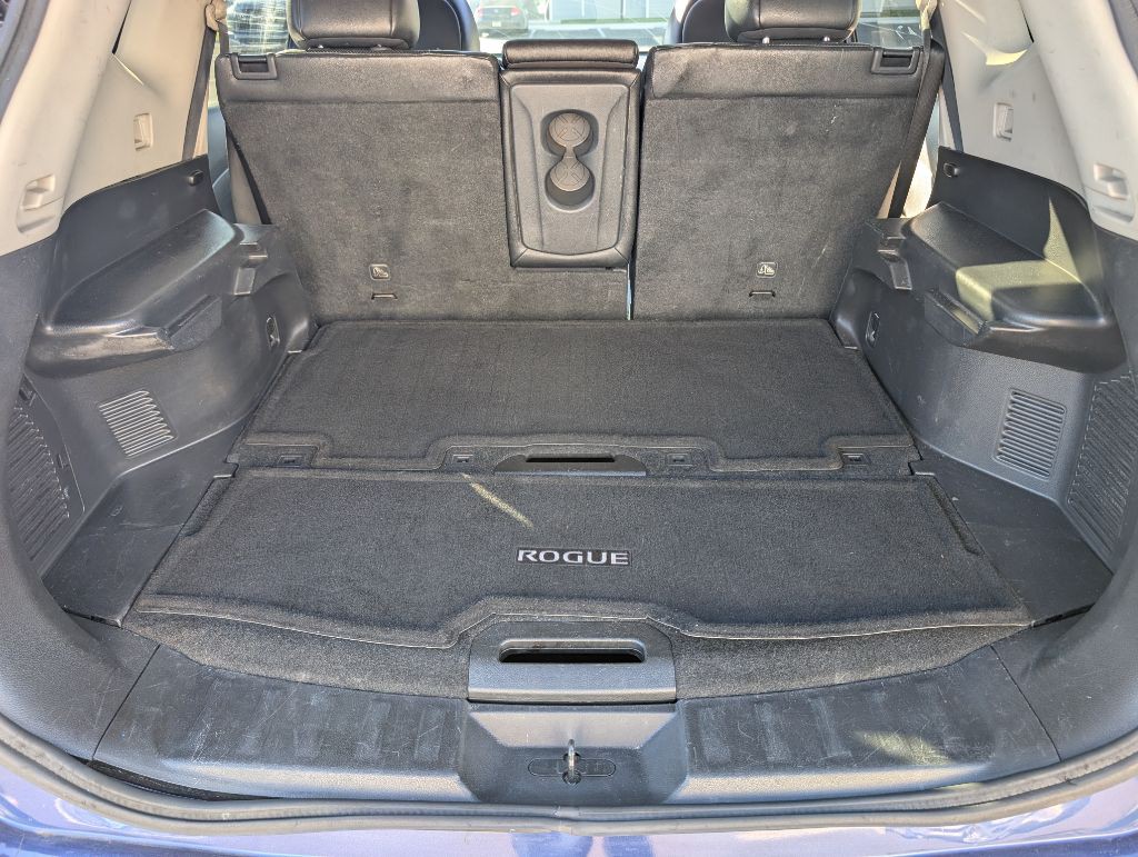 2017 Nissan Rogue Image 11
