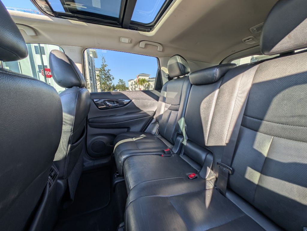 2017 Nissan Rogue Image 20