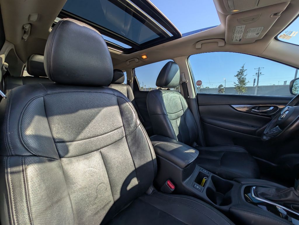 2017 Nissan Rogue Image 26