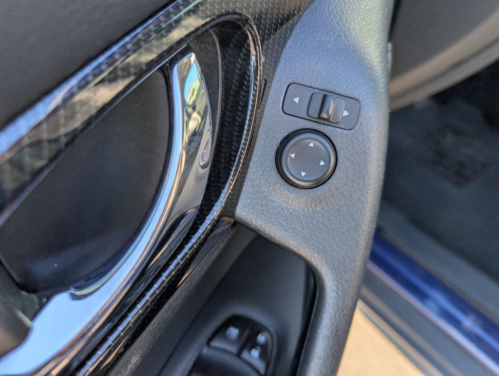 2017 Nissan Rogue Image 32