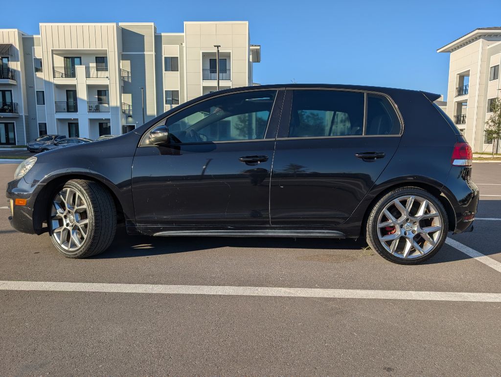 2013 Volkswagen GTI Image 6