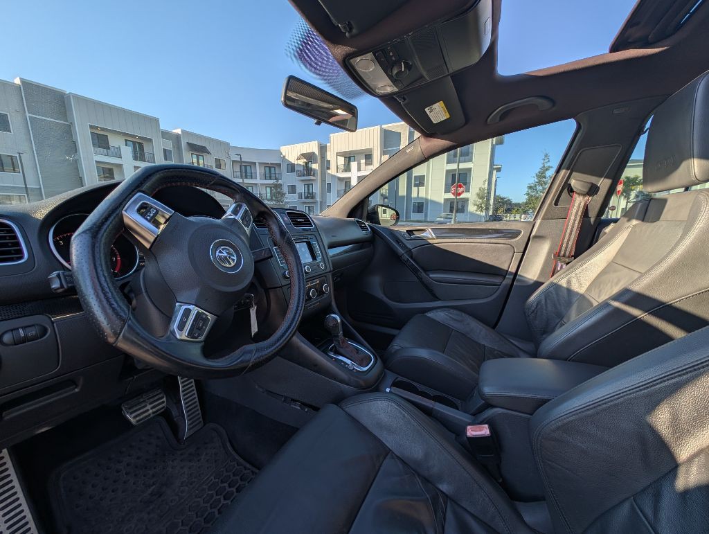 2013 Volkswagen GTI Image 15