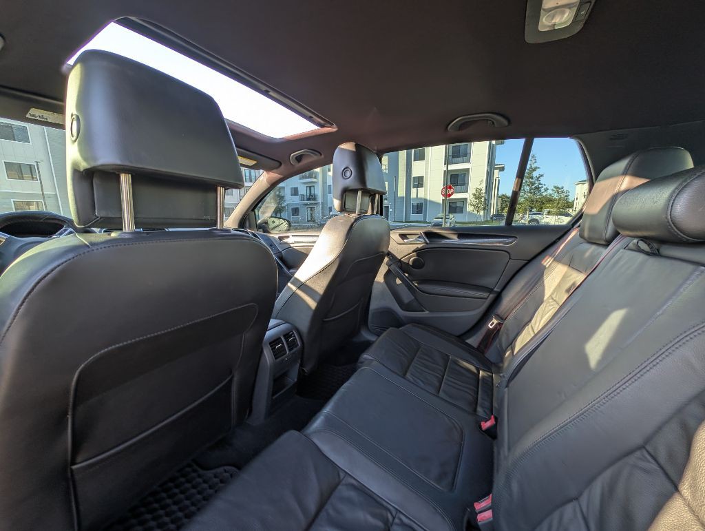 2013 Volkswagen GTI Image 18