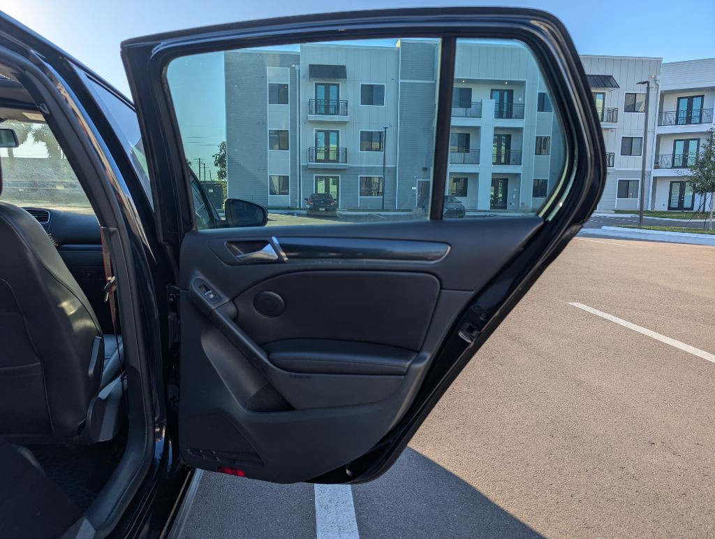 2013 Volkswagen GTI Image 20