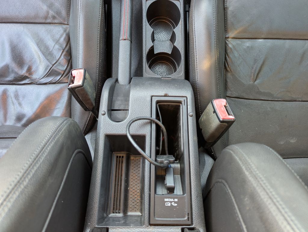 2013 Volkswagen GTI Image 38