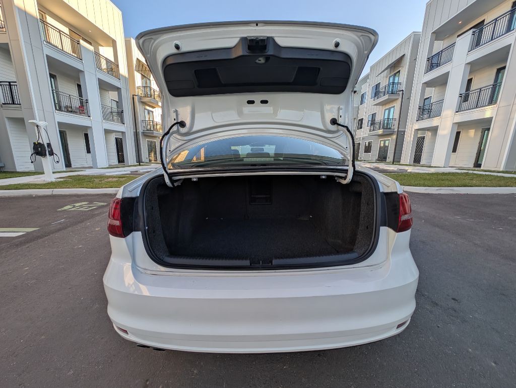 2017 Volkswagen Jetta Image 13