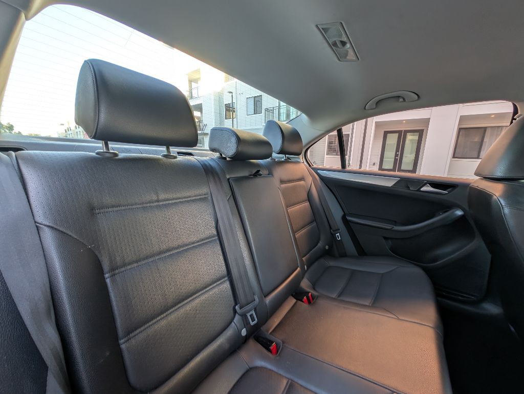 2017 Volkswagen Jetta Image 22