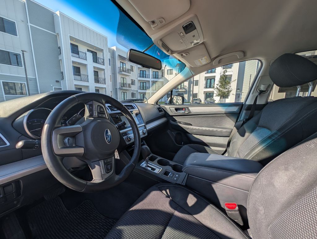 2015 Subaru Outback Image 18