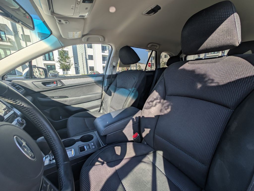 2015 Subaru Outback Image 19