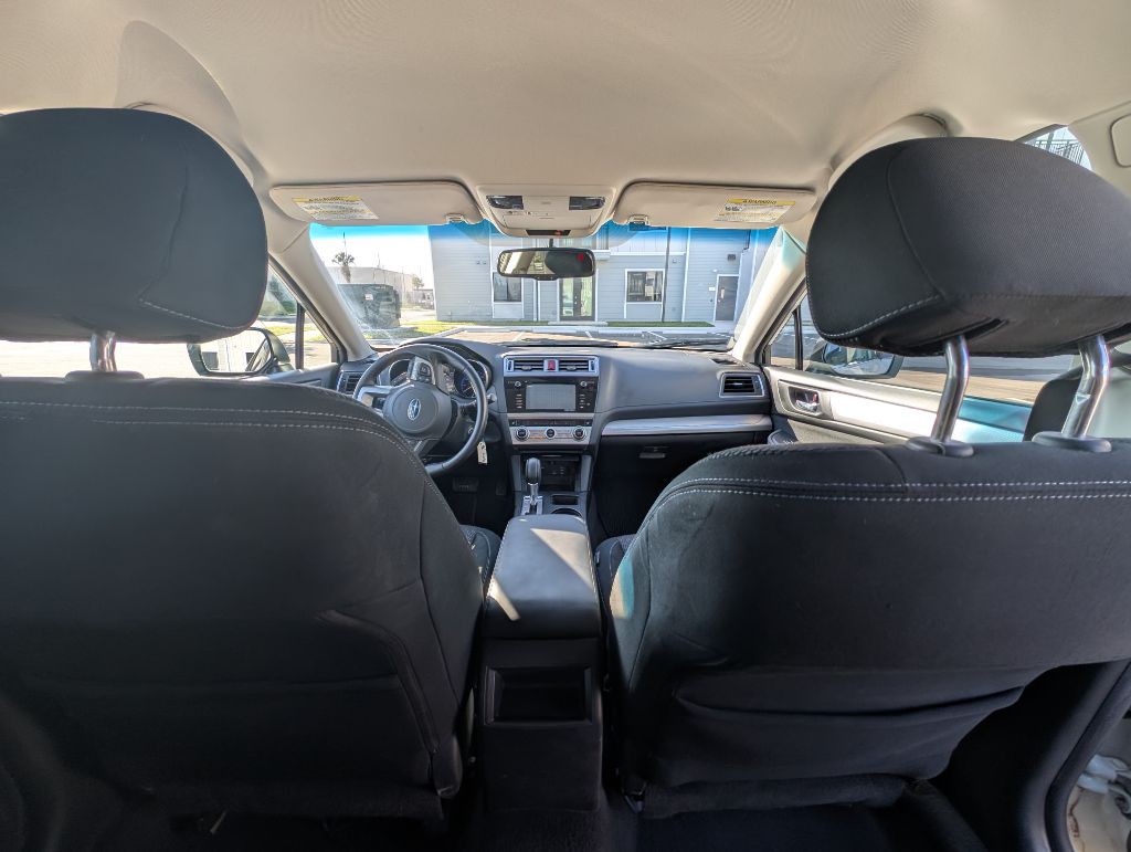 2015 Subaru Outback Image 29
