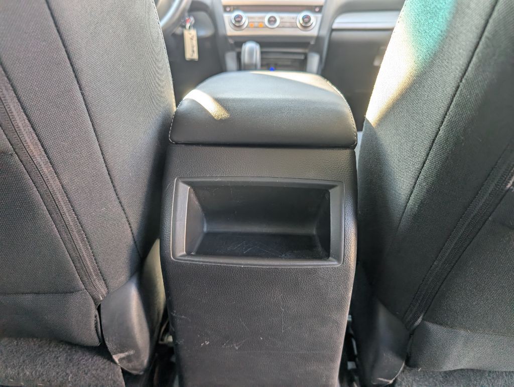 2015 Subaru Outback Image 30