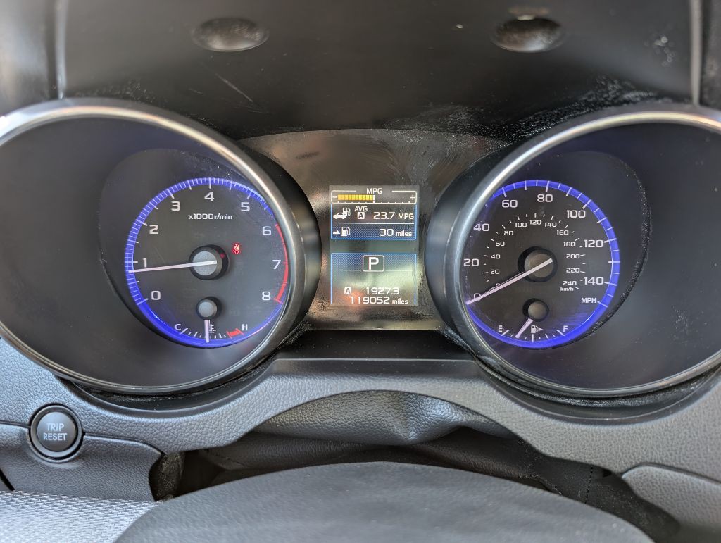 2015 Subaru Outback Image 35