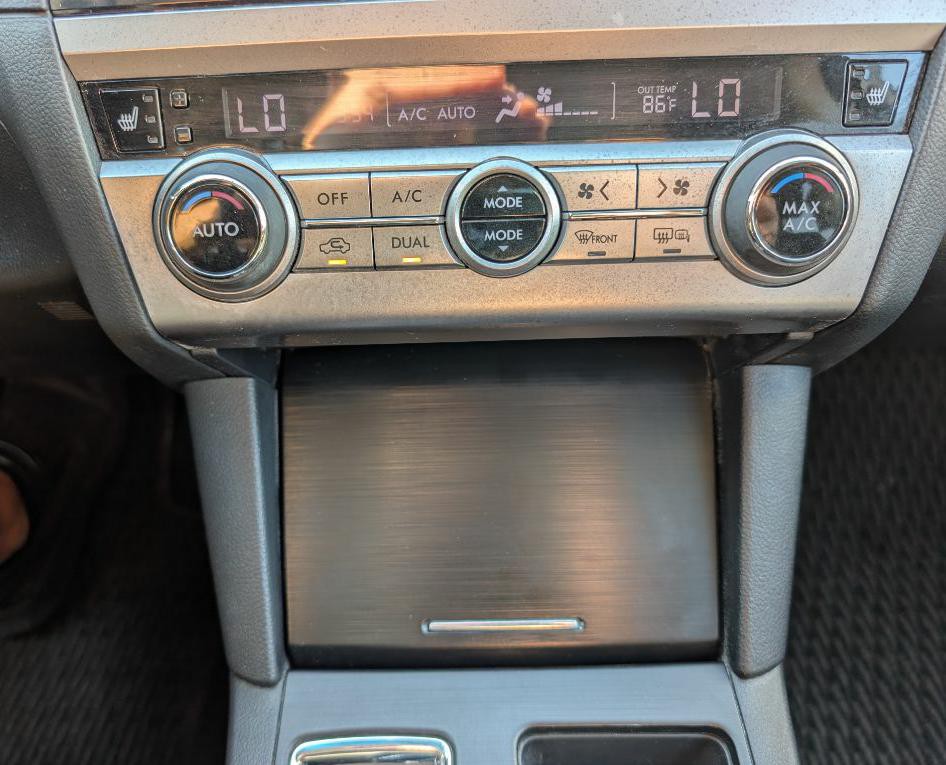 2015 Subaru Outback Image 37