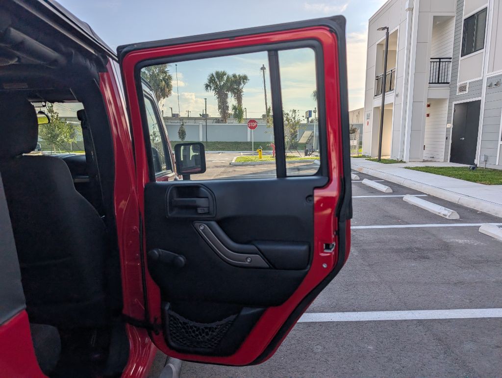 2012 Jeep Wrangler Unlimited Image 20