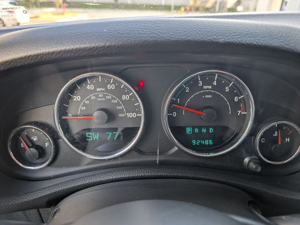 2012 Jeep Wrangler Unlimited Image 28