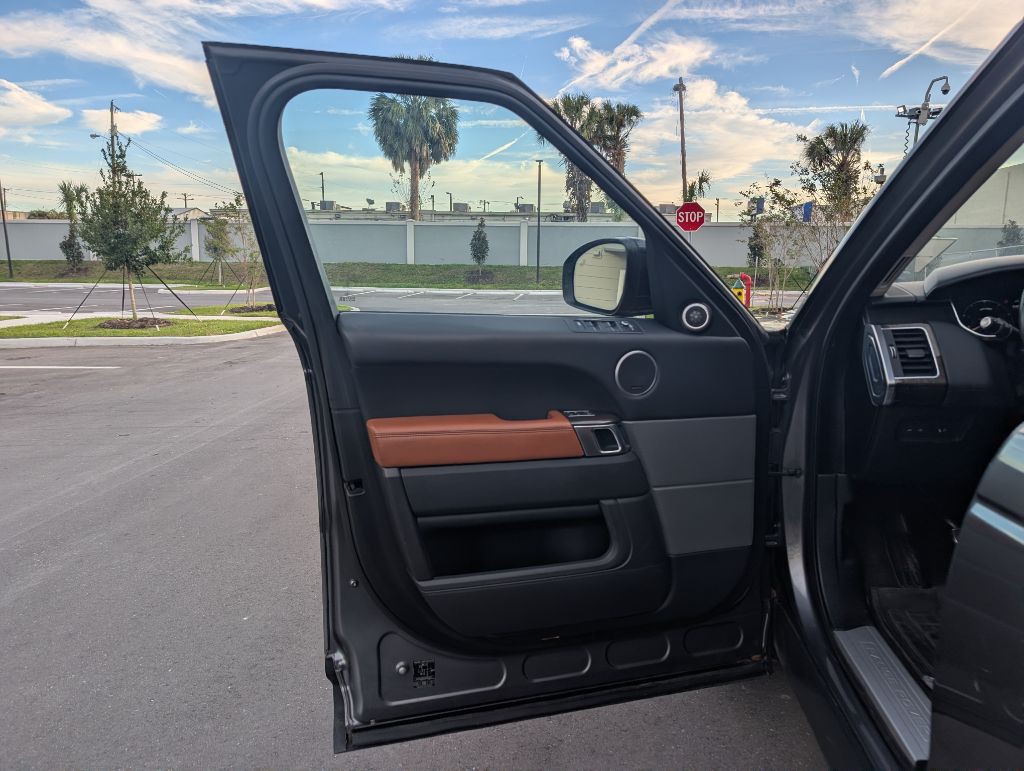 2016 Land Rover Range Rover Sport Image 15