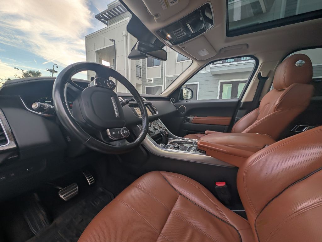 2016 Land Rover Range Rover Sport Image 16