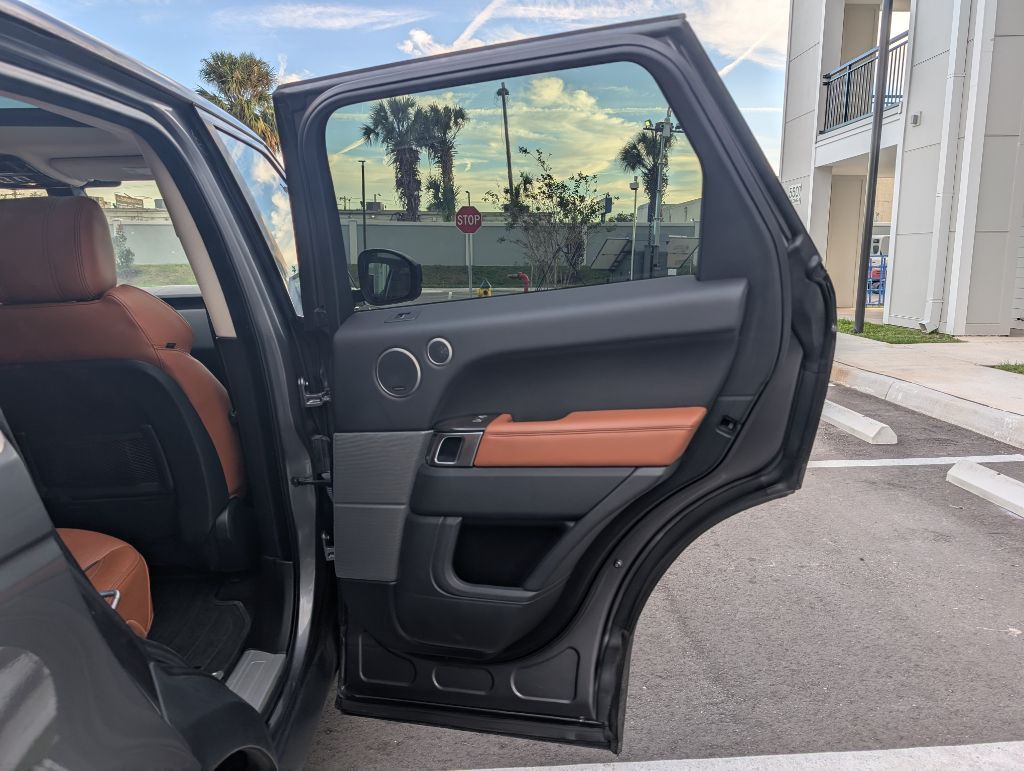 2016 Land Rover Range Rover Sport Image 21