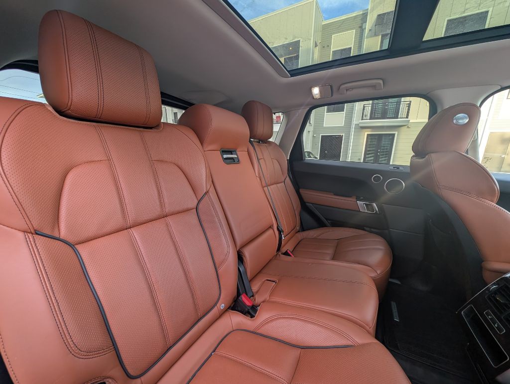 2016 Land Rover Range Rover Sport Image 23