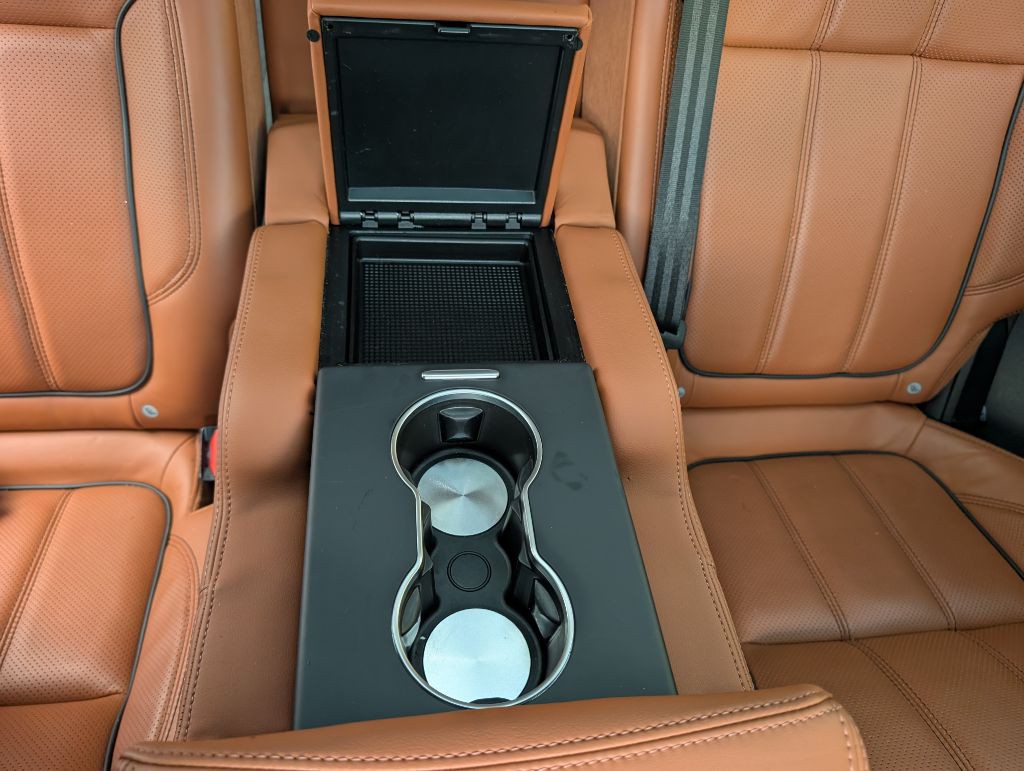 2016 Land Rover Range Rover Sport Image 29