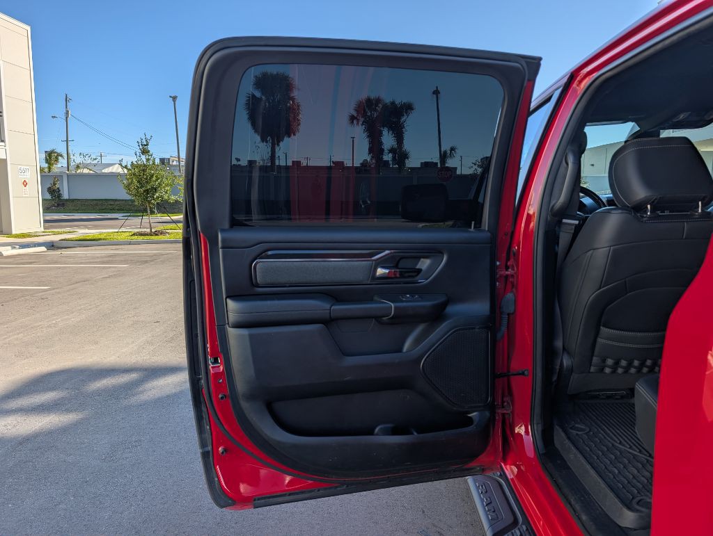 2021 RAM 1500 Image 18