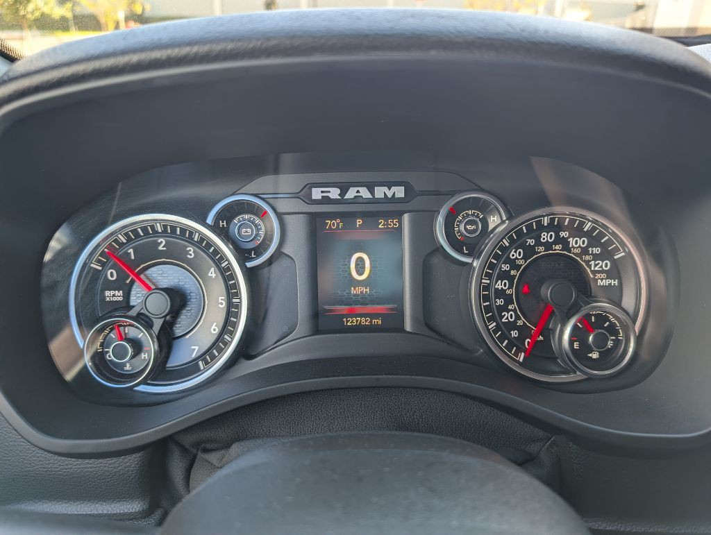 2021 RAM 1500 Image 37