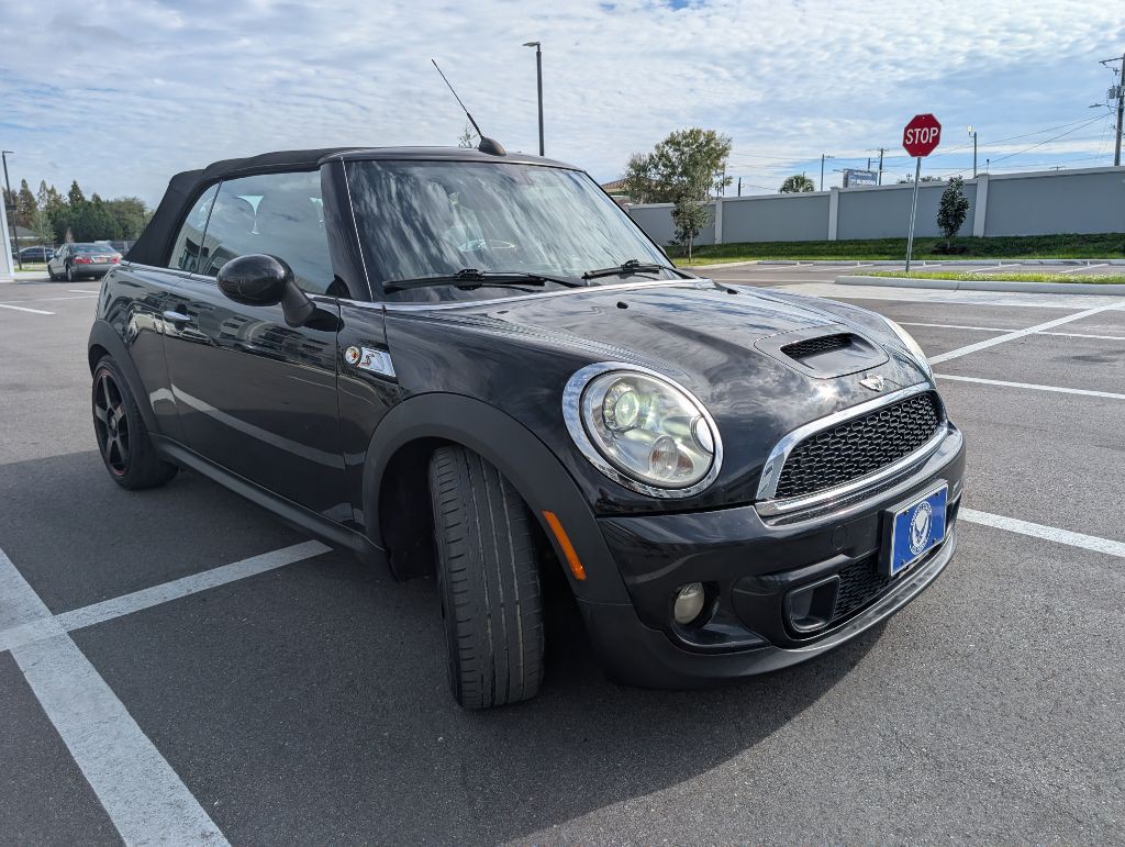 2015 MINI Cooper Image 6