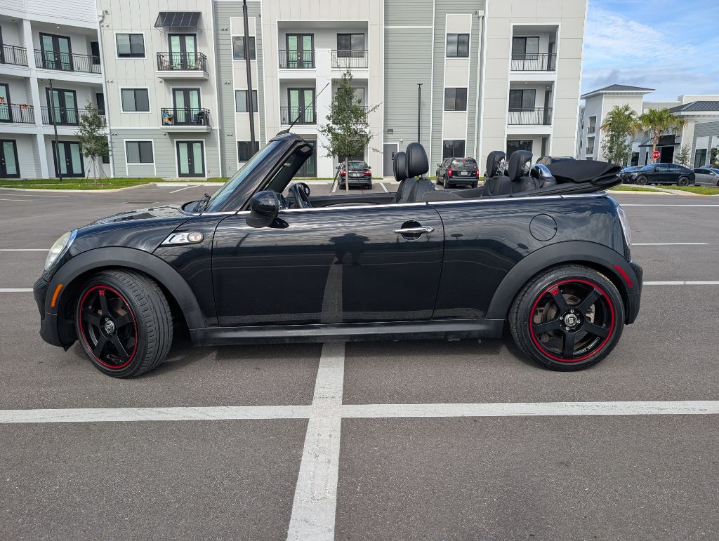 2015 MINI Cooper Image 8