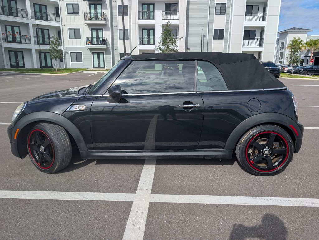 2015 MINI Cooper Image 9