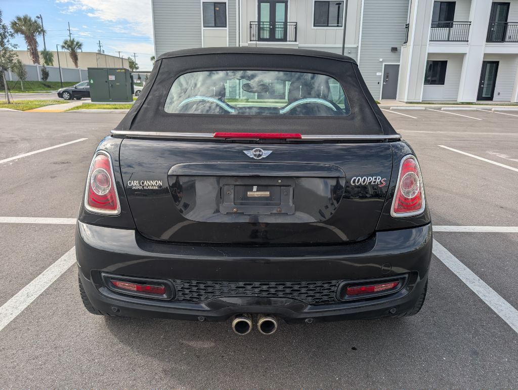 2015 MINI Cooper Image 12