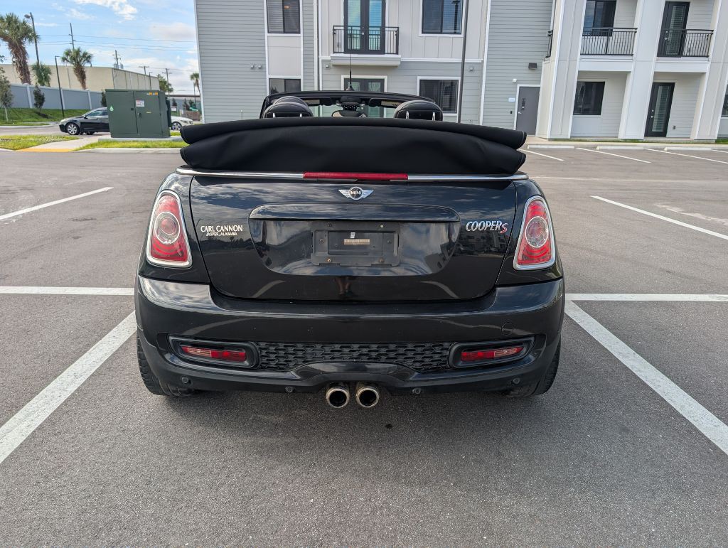 2015 MINI Cooper Image 13