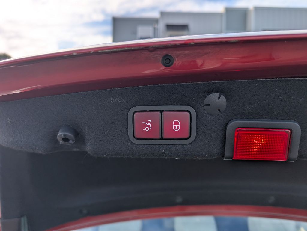 2018 Mercedes-Benz C-Class Image 13