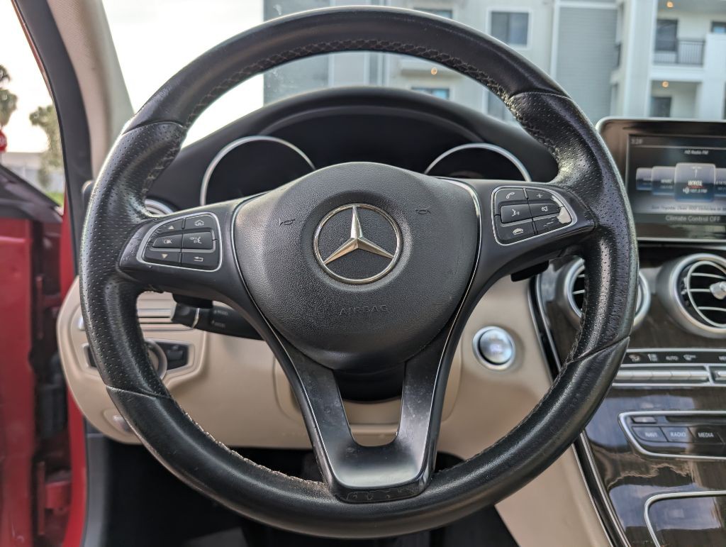 2018 Mercedes-Benz C-Class Image 35