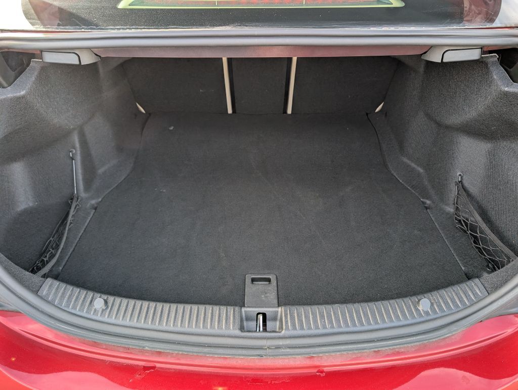 2018 Mercedes-Benz C-Class Image 11