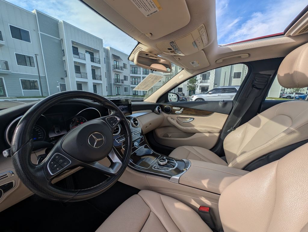 2018 Mercedes-Benz C-Class Image 15