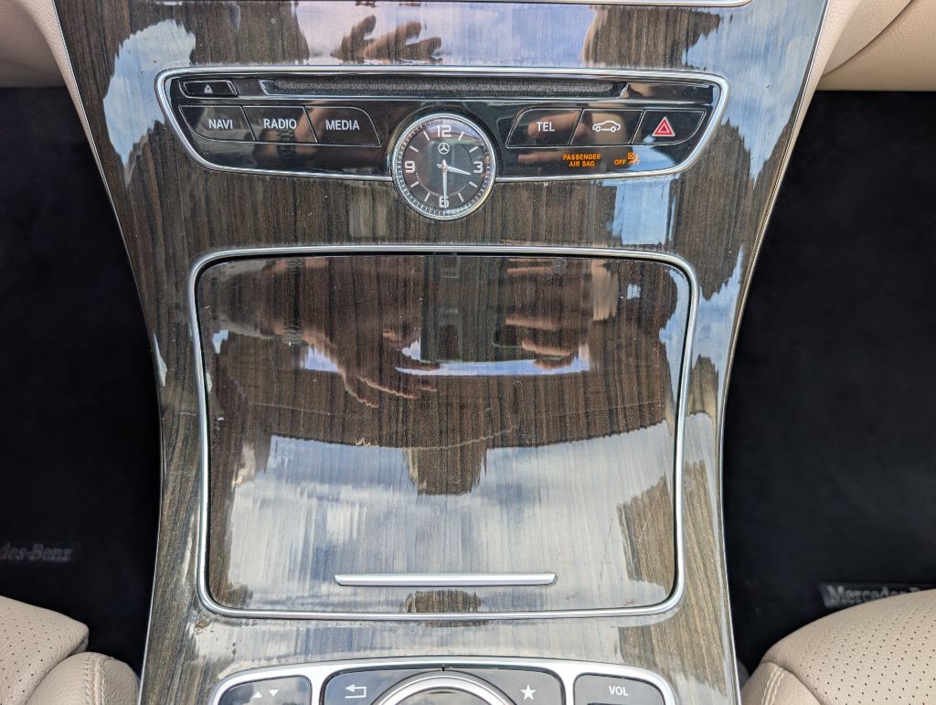 2018 Mercedes-Benz C-Class Image 38